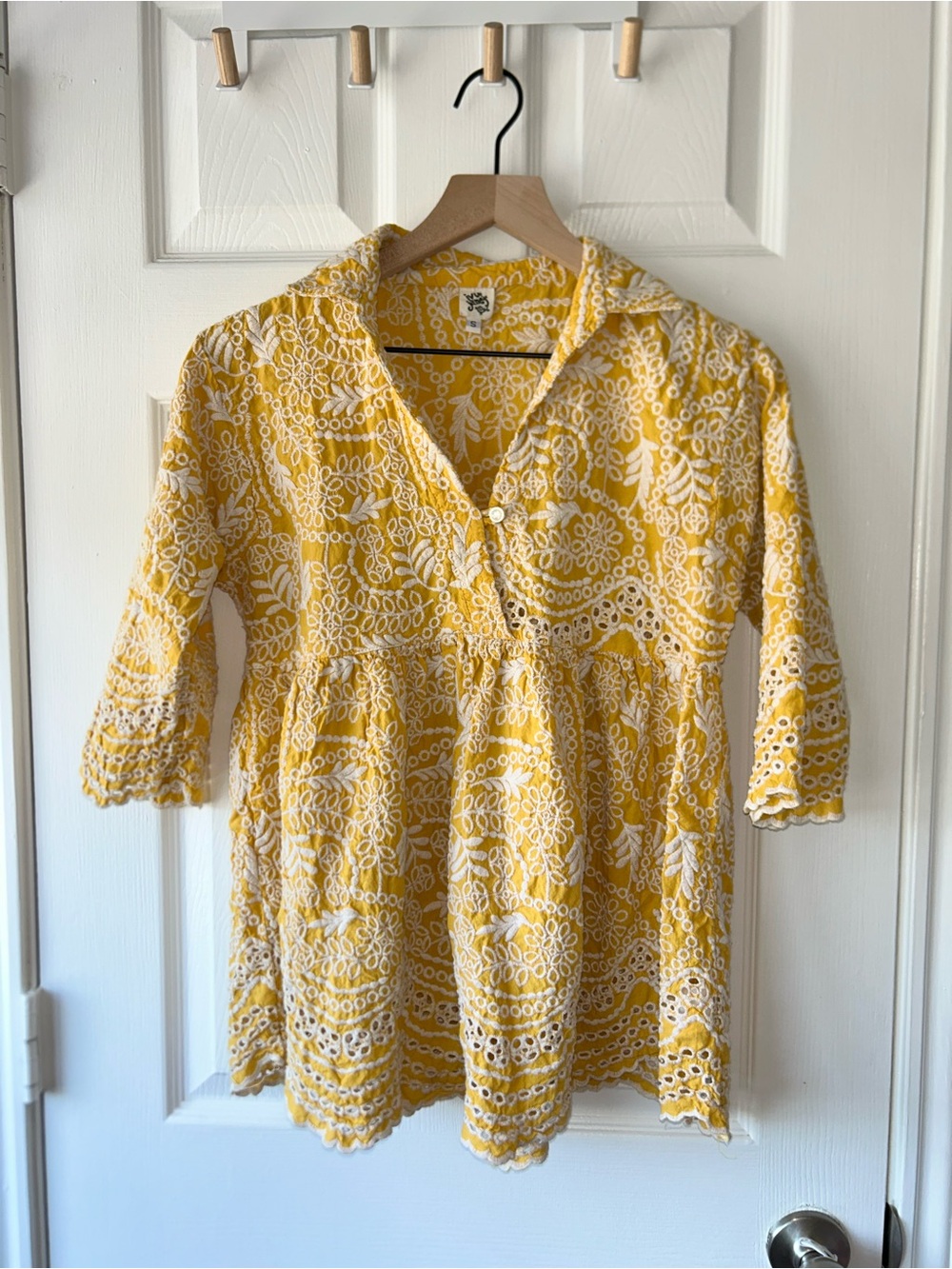 Ivy Jane Yellow Eyelet Lace Babydoll Top small